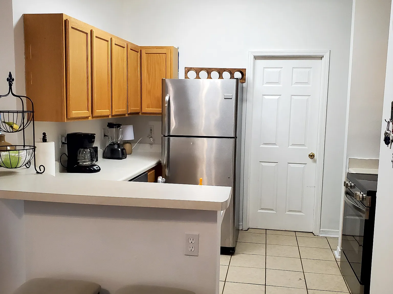 2 bed, 1073 sqft, $1,400 — Photo 2