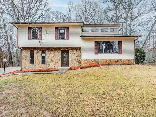 3998 Chimney Ridge Dr, Ellenwood, GA 30294