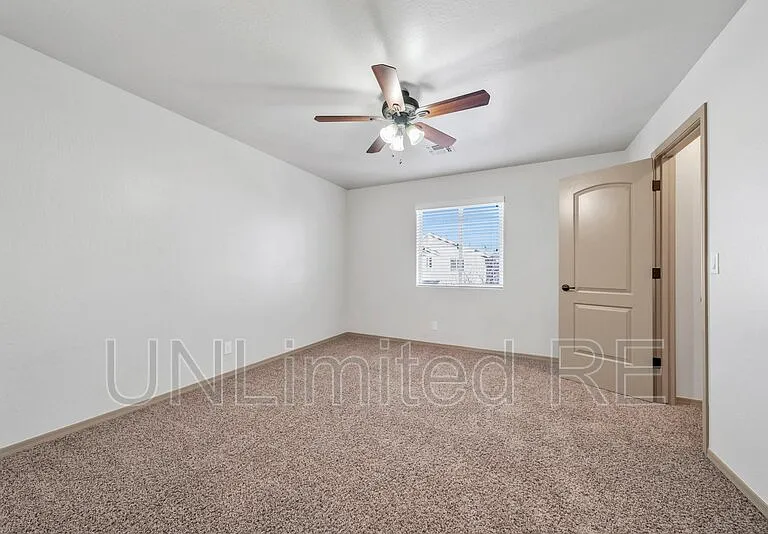 2805 S Flagstone Ln — Photo 18