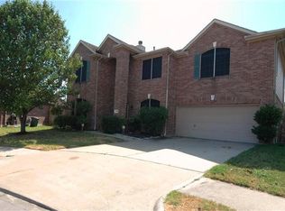 16206 Mountain Timber Ct, Friendswood, TX 77546