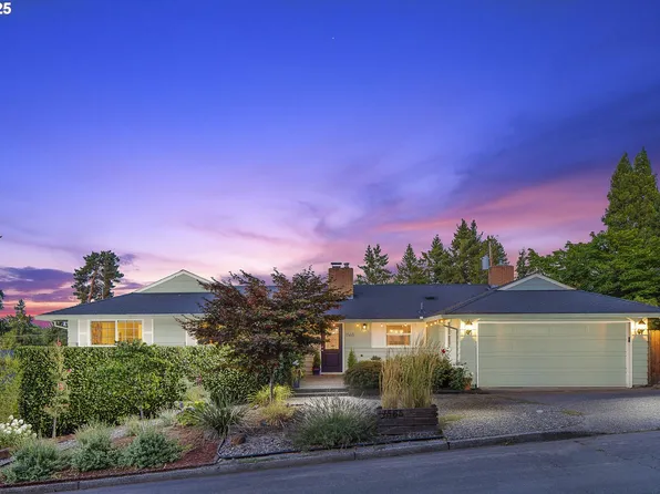 1565 Meadows Dr, Lake Oswego, OR 97034