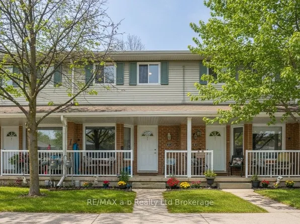 10 Dufferin St #27, Norwich, ON N0J 1P0