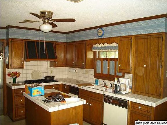 4th image of 3535 Fox Hollow Ln
