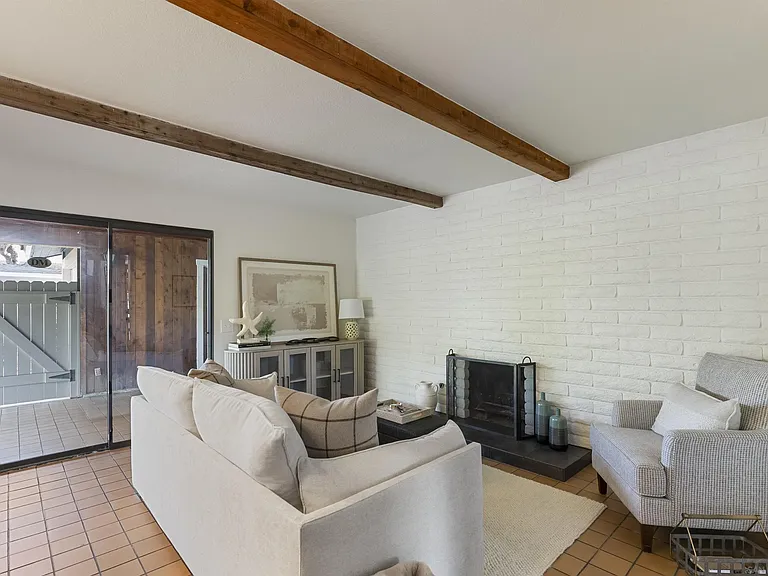 2435 Camino Del Mar — Photo 10