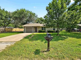 1211 Hackberry Dr, Marble Falls, TX 78654