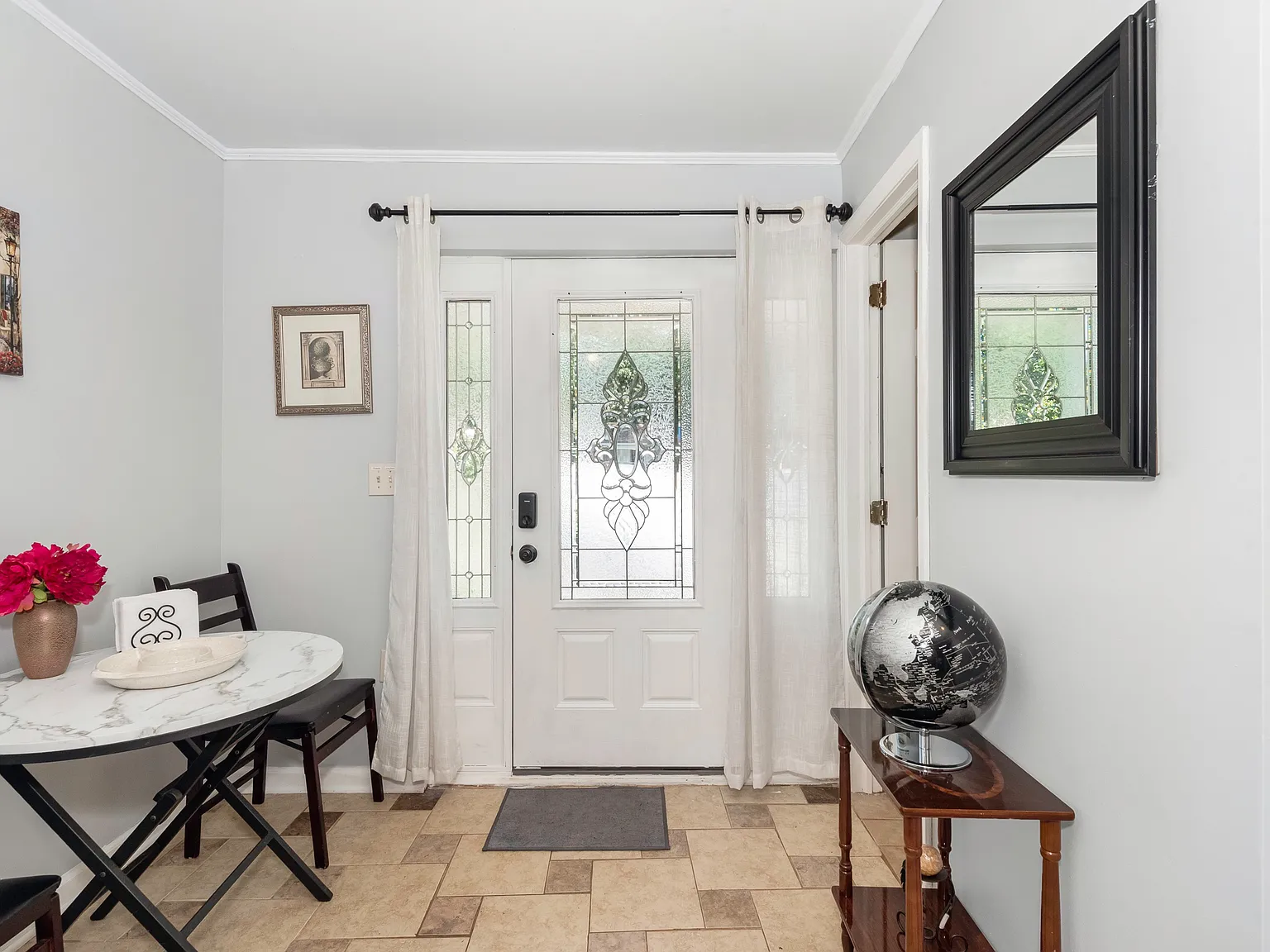 5214 Furman Pl — Photo 2