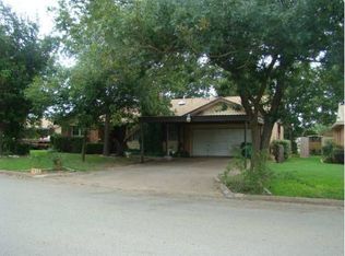 519 W Texas Ave, Iowa Park, TX 76367