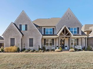 4925 Maple Walk Dr, Lakeland, TN 38002
