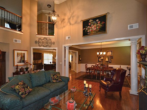 Living  Room/Hw's, Fireplace