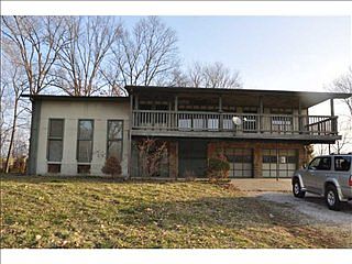 3rd image of 9519 S County Road 100 E