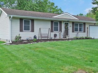 13 Flamingo Dr, Newark, OH 43055