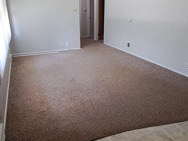 1214 S Saxby Ave — Photo 11