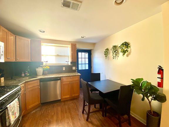 5th image of 814 S 13th St #1B