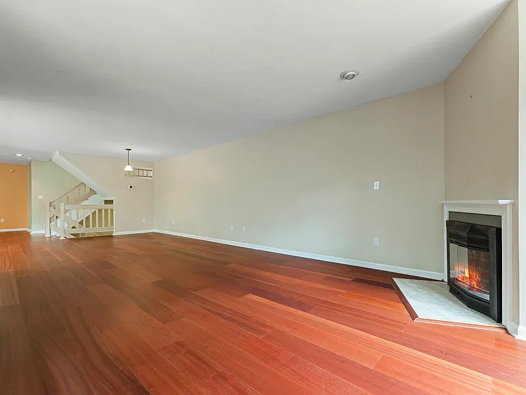 22 Arrowhead Cir #22 — Photo 5