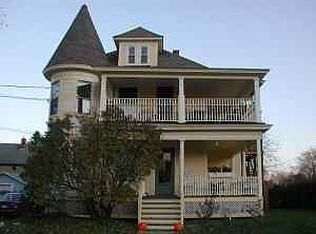 240 Poland Rd APT 3, Auburn, ME 04210