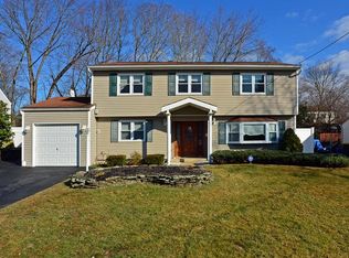 9 Andover Rd, Old Bridge, NJ 08857