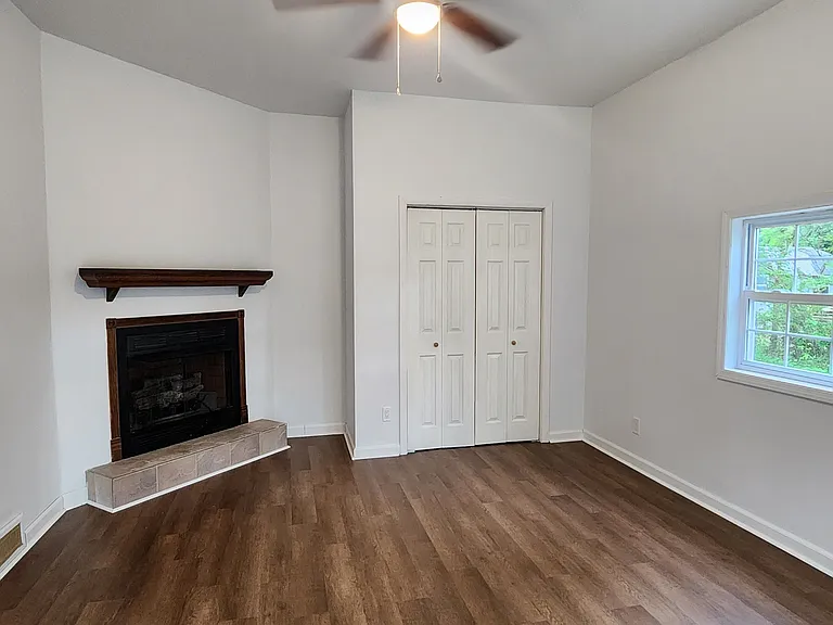 89 County Road 1247 — Photo 2