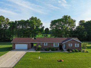 830 E Oak View Est, Winamac, IN 46996