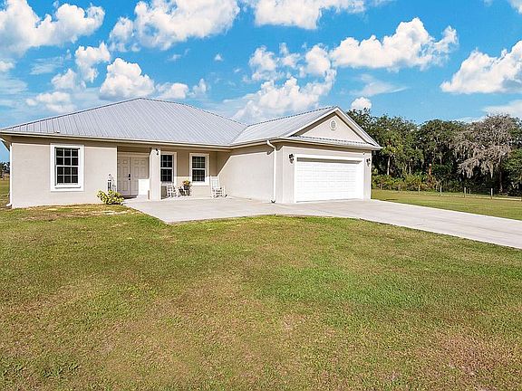 4th image of 1760 Horseshoe Creek Rd #1