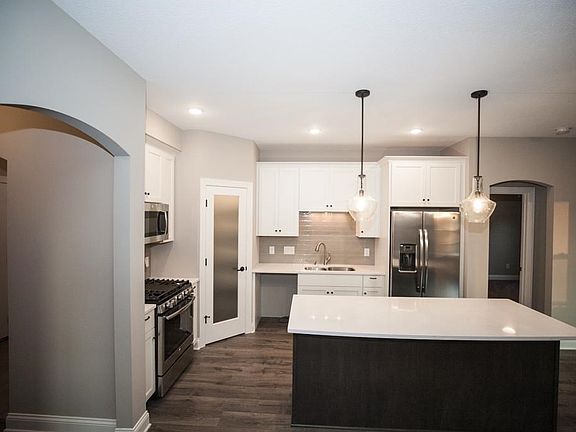 *Finishes similar to home to be built*