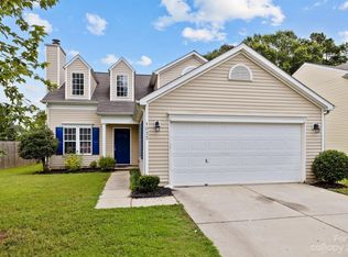 1022 Hipp Rd, Charlotte, NC 28216