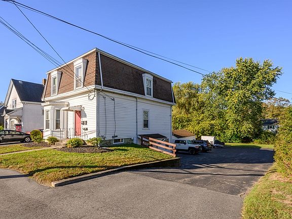 3rd image of 1067-1067 Front St #1069