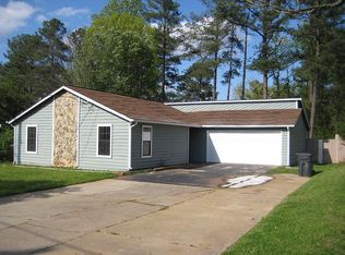 1537 Roman Point Dr, Norcross, GA 30093