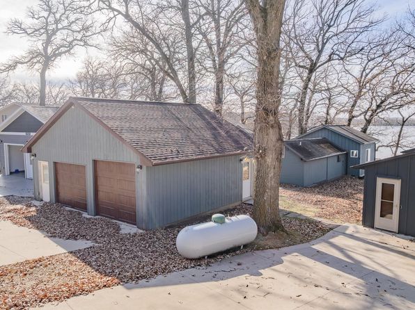 10075 237th Ave, Spirit Lake, IA 51360