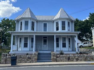 106 N Main St, Edinburg, VA 22824