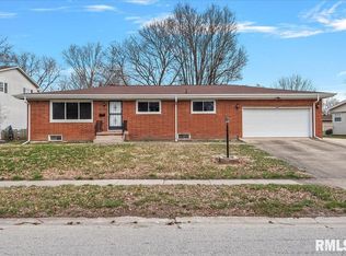 2417 Westchester Blvd, Springfield, IL 62704