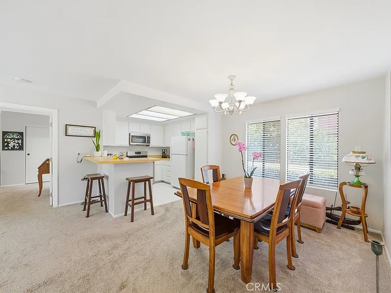 1286 Antigua Cir — Photo 4