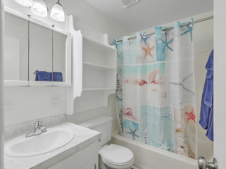 616 Semaht St — Photo 12