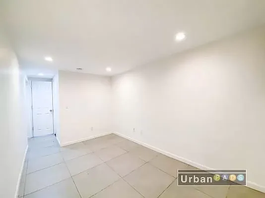 Rented by Urban Pads | media 25