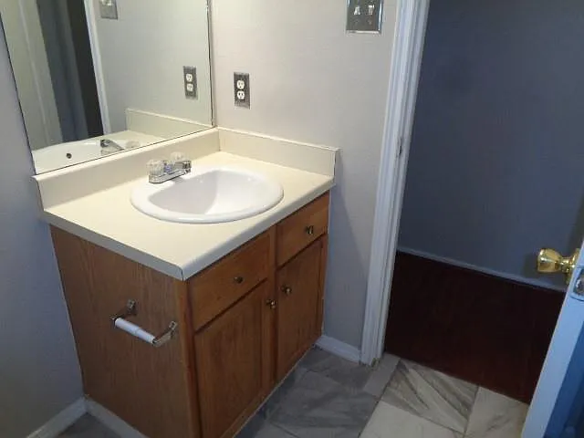 810 Oak West Dr — Photo 33