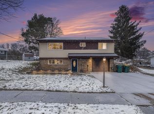 505 Mark Dr, Flushing, MI 48433