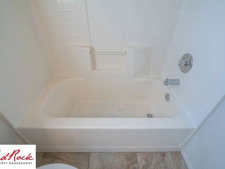 Fourplex - 620 W Evans Ridge — Photo 91
