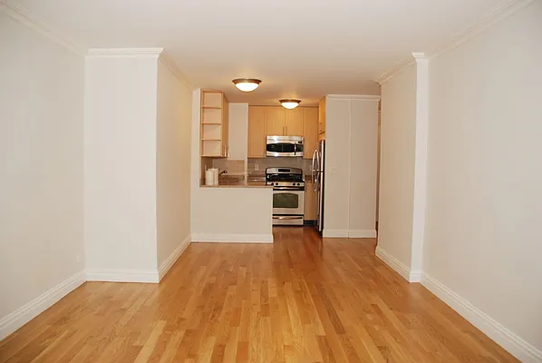 Rented by Stonehenge NYC LLC | media 3