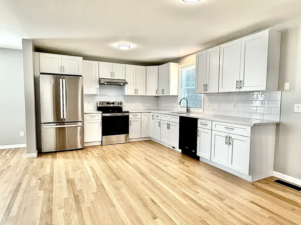 40 Oil Mill Rd, Danbury, CT