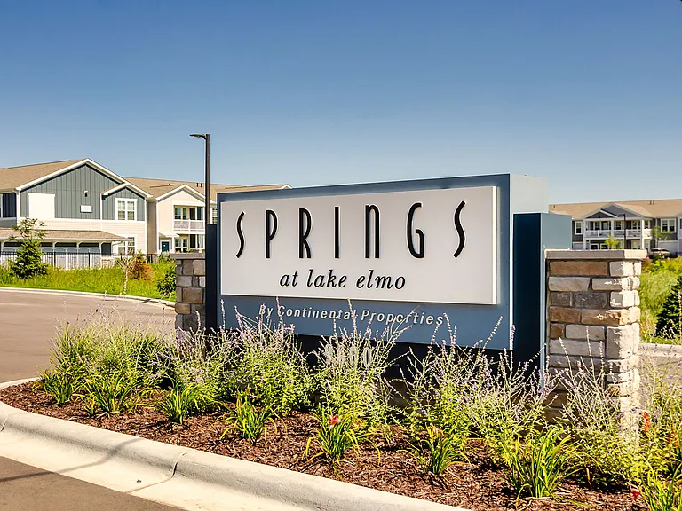 Springs at Lake Elmo — Photo 32