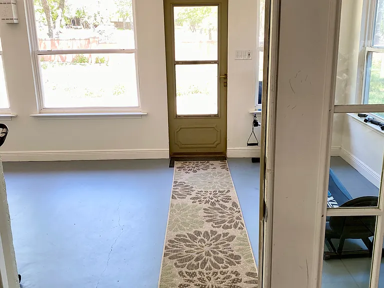 815 Shady Grove Ln — Photo 9
