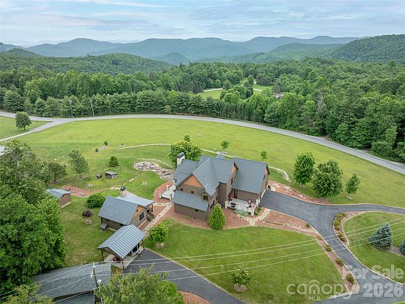 2nd image of 4862 Pinnacle Mountain Rd