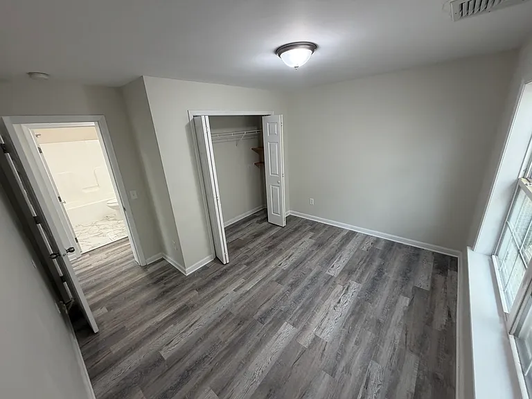 167 N 5th St #2 — Photo 6