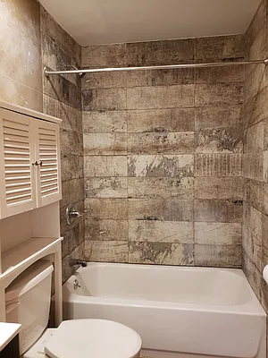 Rented by The Hamilton Group | media 18