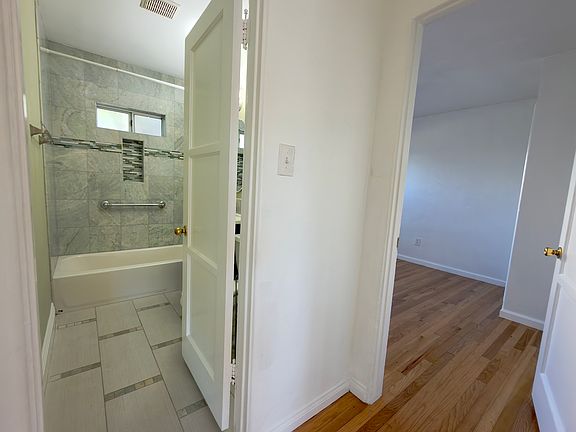 5th image of 4912 Dixie Dr