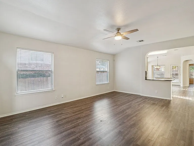 4119 Chinkapin Oak — Photo 7