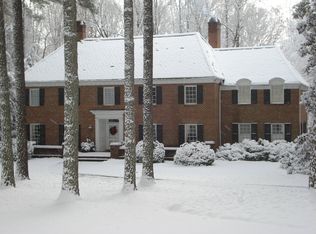 917 Meadow Ln, Henderson, NC 27536