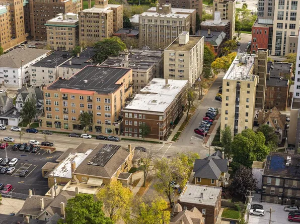 1714 E Kane PLACE #I, Milwaukee, WI 53202