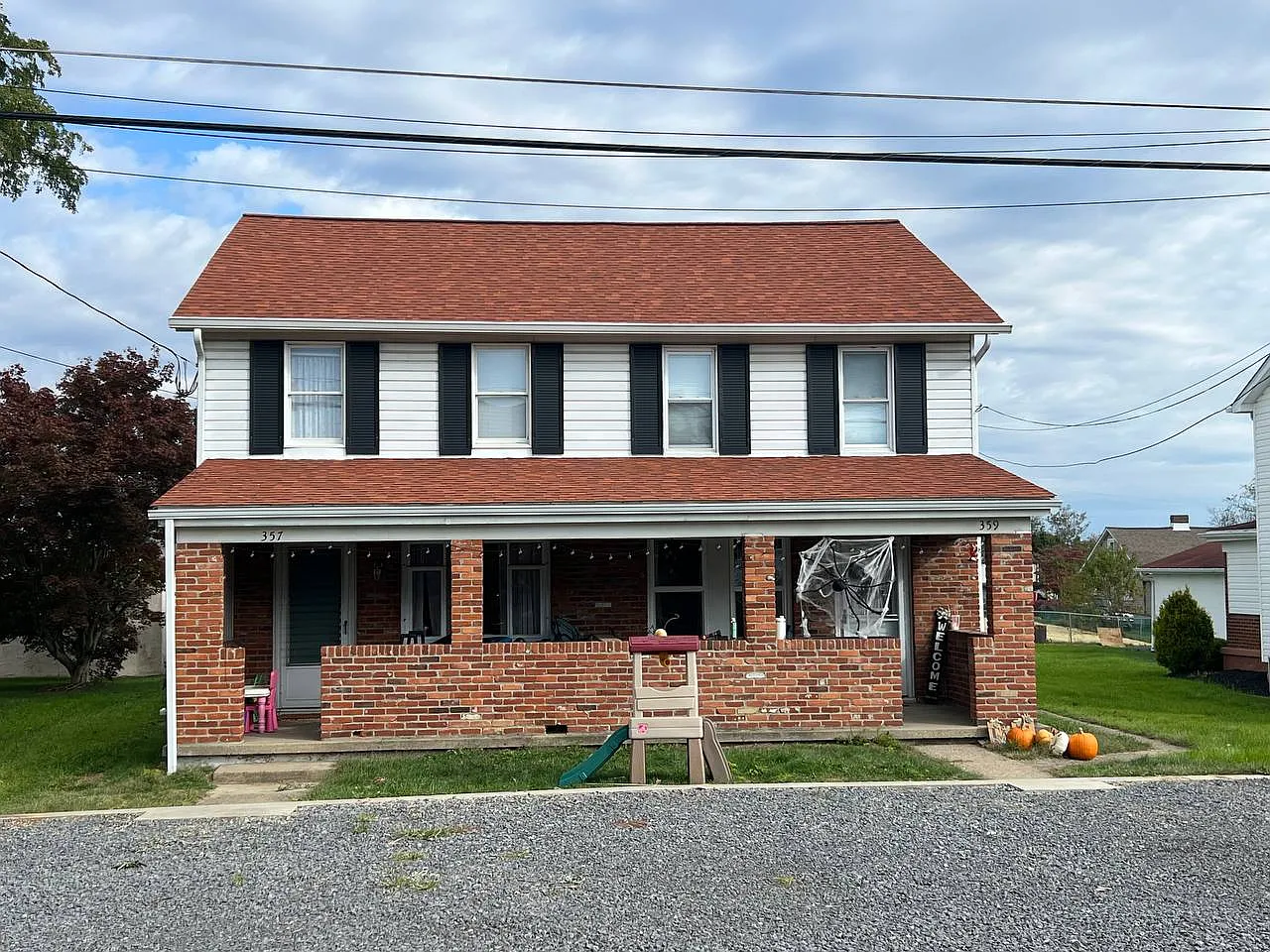 2 bed, $1,250 — Photo 1