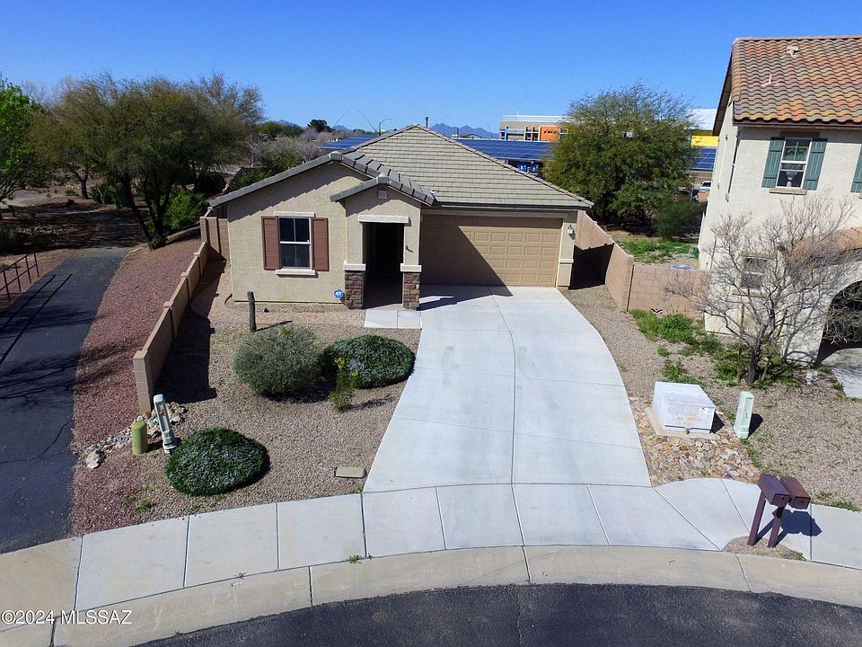 1st image of 11624 W Granville Dr
