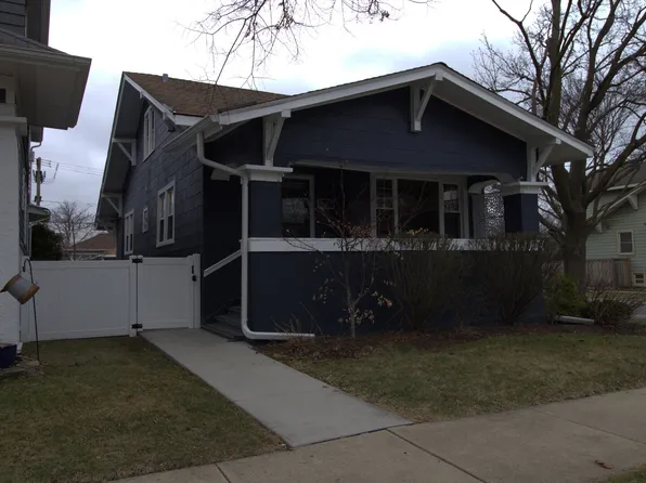 (undisclosed Address), Oak Park, IL 60302